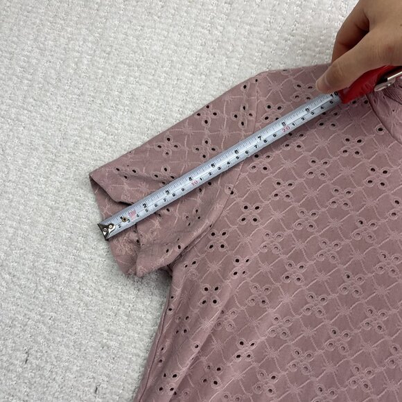 Jacqueline de Yong Womens T-Shirt Size Small Dusty Rose Eyelet Embroidery AOP - Picture 9 of 14